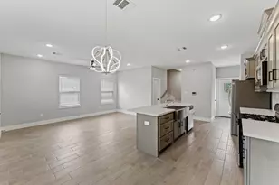 5140 Mallow St, Houston, TX 77033 - Photo 12