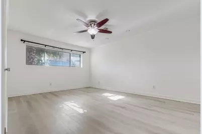 6903 Alderney Drive, Houston, TX 77055 - Photo 14