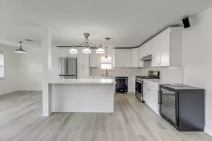 6903 Alderney Dr, Houston, TX 77055 - Photo 10