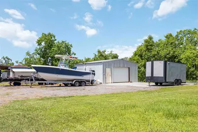 8686 Fm-2004, Santa Fe, TX 77510 - Photo 38