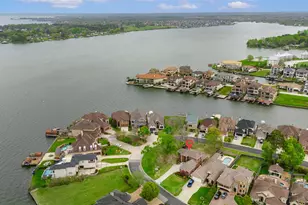 12319 Pebble View Dr, Conroe, TX 77304 - Photo 2