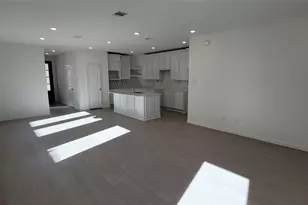 5726 Goosander Land Dr, Baytown, TX 77521 - Photo 4