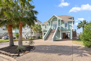 219 Lokai St, Tiki Island, TX 77554 - Photo 42