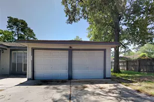 17623 Huntersglen Cir, Humble, TX 77396 - Photo 8