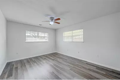 10810 Willowisp Drive, Houston, TX 77035 - Photo 28
