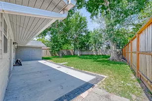 10810 Willowisp Dr, Houston, TX 77035 - Photo 38