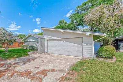 10810 Willowisp Drive, Houston, TX 77035 - Photo 6