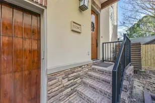 1126 W 16th St, Houston, TX 77008 - Photo 6