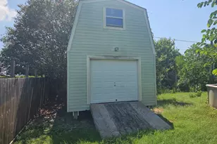 6601 Sidney St, Galveston, TX 77551 - Photo 2