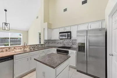 7419 Timber Ridge Trail, Sugar Land, TX 77479 - Photo 8