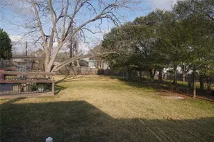 11711 N Nottingham Cir, Houston, TX 77071 - Photo 36