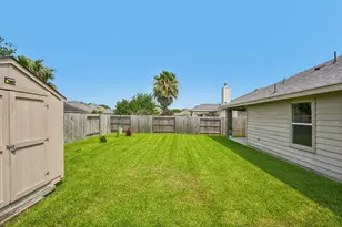 5018 Bay Ln, Bacliff, TX 77518 - Photo 30