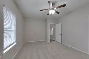 210 Pequin Rd, Crosby, TX 77532 - Photo 8