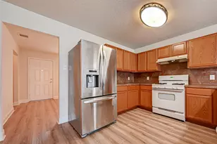 7218 Fox Cub Ln, Humble, TX 77338 - Photo 8