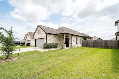 607 Rain Cloud Drive, Baytown, TX 77523 - Photo 4