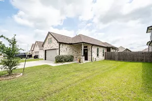 607 Rain Cloud Dr, Baytown, TX 77523 - Photo 4