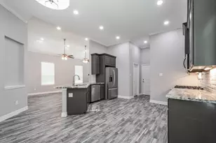 607 Rain Cloud Dr, Baytown, TX 77523 - Photo 14