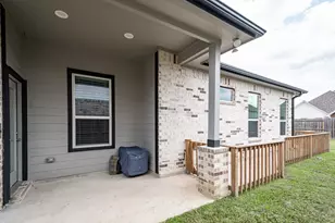 607 Rain Cloud Dr, Baytown, TX 77523 - Photo 32
