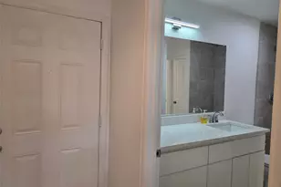 10075 Westpark Dr, Houston, TX 77042 - Photo 10