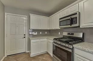 34 Marble Rock Pl, The Woodlands, TX 77382 - Photo 10