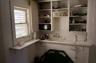 215 3rd Ave N, Texas City, TX 77590 - Photo 6