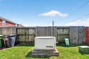 2606 Cypress Springs Dr, Pearland, TX 77584 - Photo 50