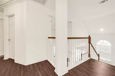 8911 Lawncliff Lane, Houston, TX 77040 - Photo 16