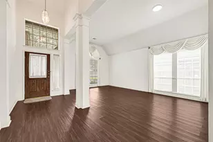 8911 Lawncliff Ln, Houston, TX 77040 - Photo 4