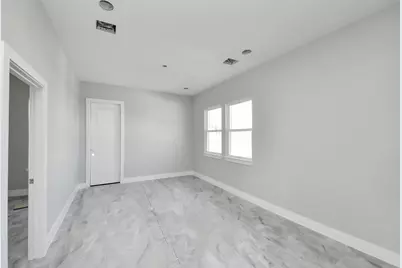 7160 Rook Boulevard, Houston, TX 77087 - Photo 6