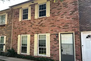 1403 Blalock Rd, Houston, TX 77055 - Photo 1