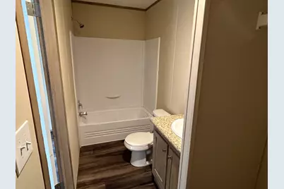 805 S Morgan Street, Angleton, TX 77515 - Photo 14