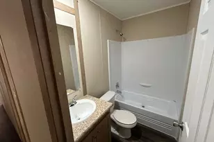 805 S Morgan St, Angleton, TX 77515 - Photo 8