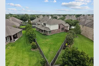 904 Cozy Hollow Court, Friendswood, TX 77546 - Photo 46