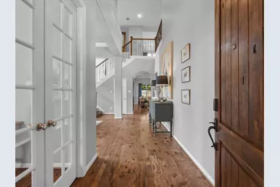 904 Cozy Hollow Court, Friendswood, TX 77546 - Photo 2