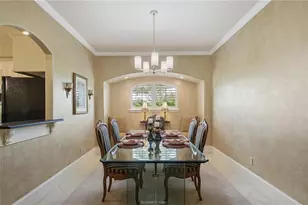 1919 Debbie Dr, Bryan, TX 77802 - Photo 10