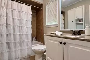 425 Lawrence Ln, Vidor, TX 77662 - Photo 14