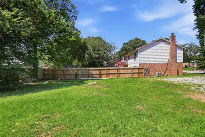 3034 Sycamore Springs Drive, Houston, TX 77339 - Photo 8