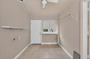 5418 Grand Lake St, Houston, TX 77081 - Photo 14