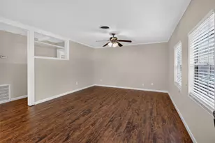 5418 Grand Lake St, Houston, TX 77081 - Photo 20