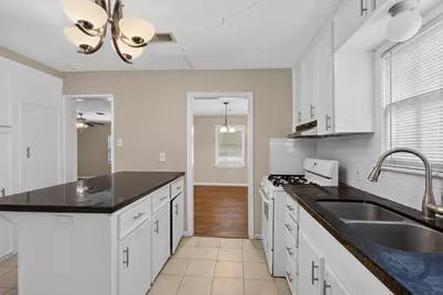 5418 Grand Lake Street, Houston, TX 77081 - Photo 16