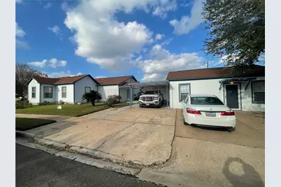 1212 Layton Drive, Baytown, TX 77520 - Photo 2
