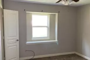 24414 Whitesail Dr, Houston, TX 77336 - Photo 10