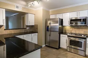 10220 Memorial Dr, Houston, TX 77024 - Photo 4