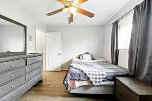 9810 Bayou Woods Dr, Baytown, TX 77521 - Photo 20