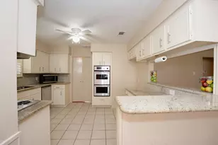 15118 Carol Chase Cir, Missouri City, TX 77489 - Photo 8