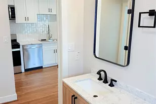 2001 Brun St, Houston, TX 77019 - Photo 8