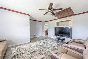 1503 Locklaine Dr, Pasadena, TX 77502 - Photo 10