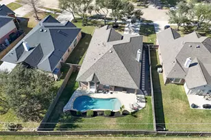 113 Raven Knoll Ct, League City, TX 77573 - Photo 1