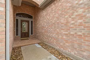 113 Raven Knoll Ct, League City, TX 77573 - Photo 4