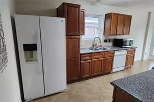 16807 Sussex Dr, Houston, TX 77083 - Photo 14